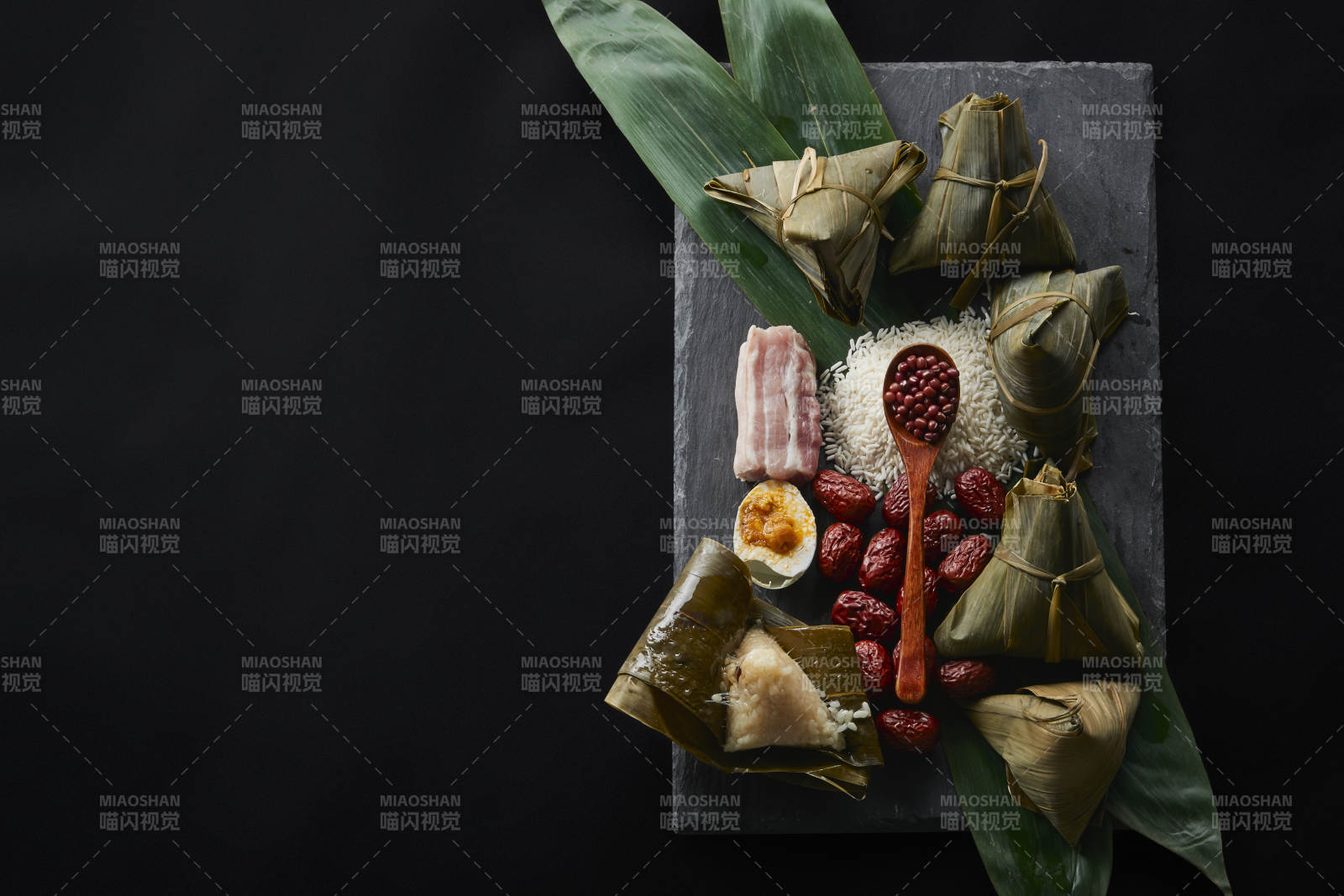 端午節的粽子和原材料