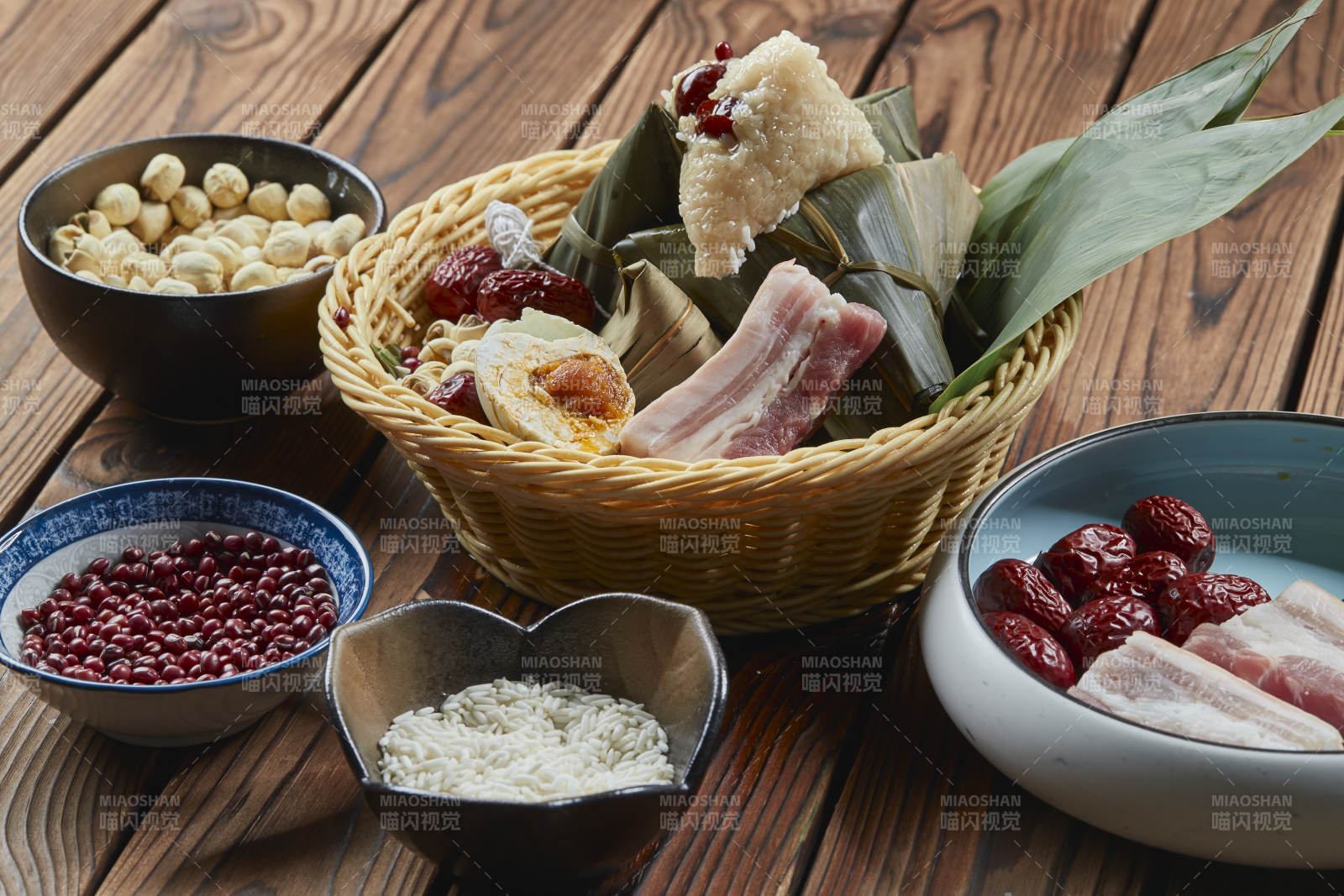 端午節的粽子和原材料