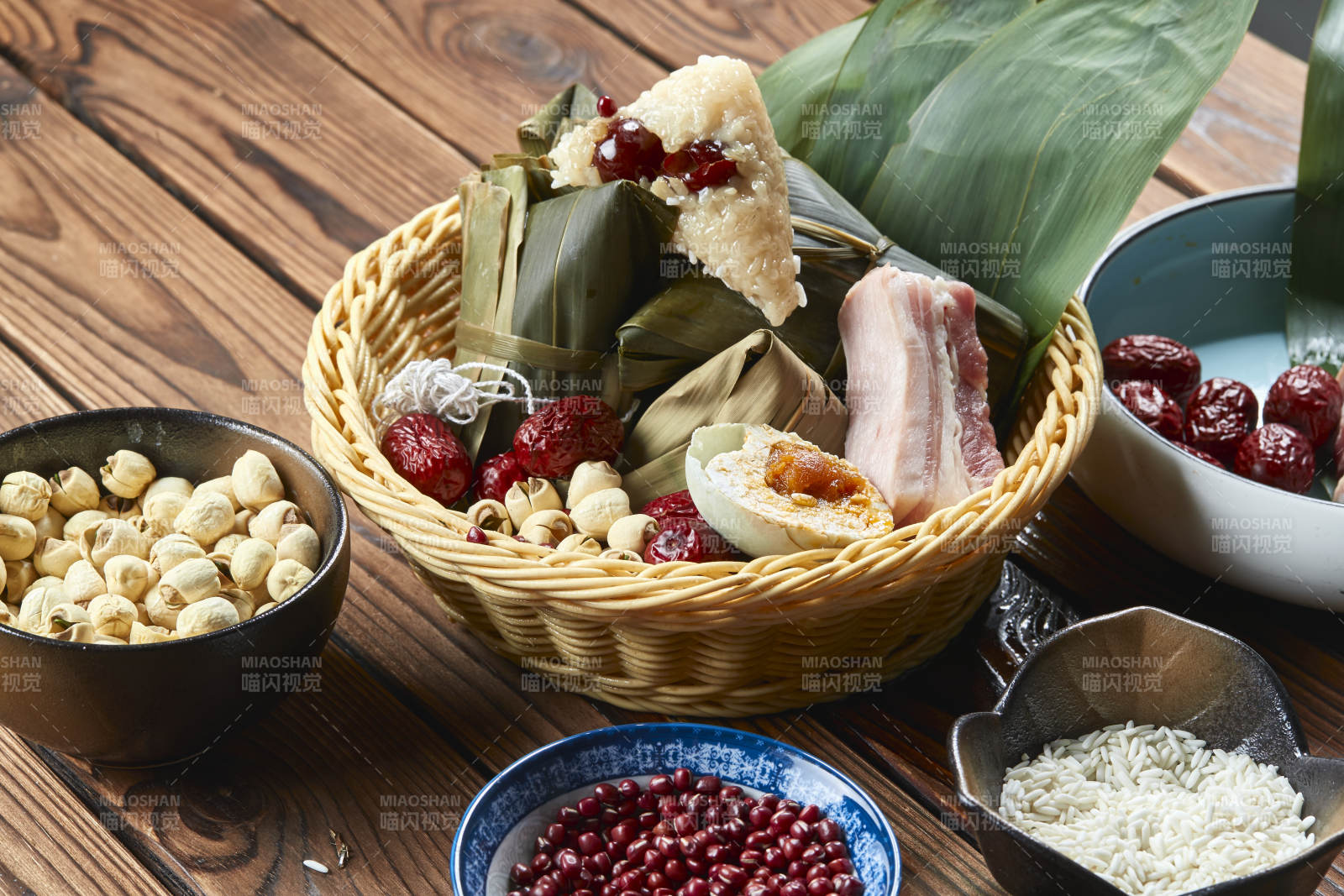 端午節的粽子和原材料