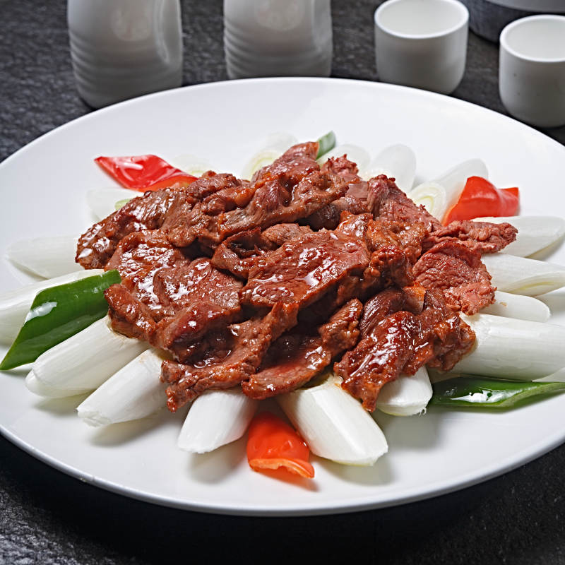 長山藥配黑椒牛柳片