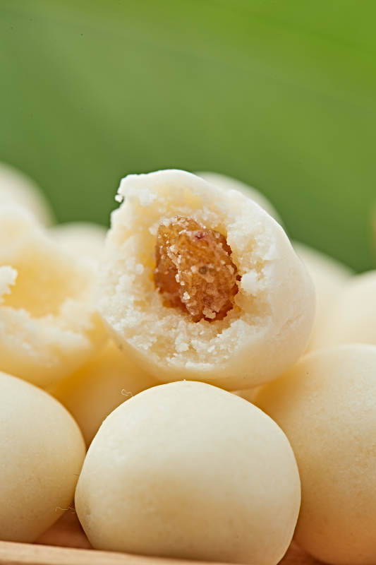 濃香甜美滋味濃郁的蒙族牛奶制品特寫