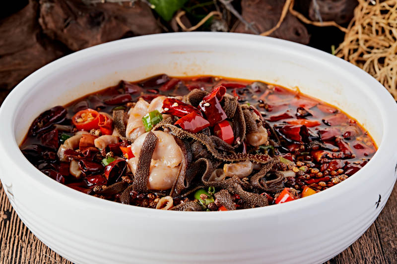 香辣肥肠水煮毛肚