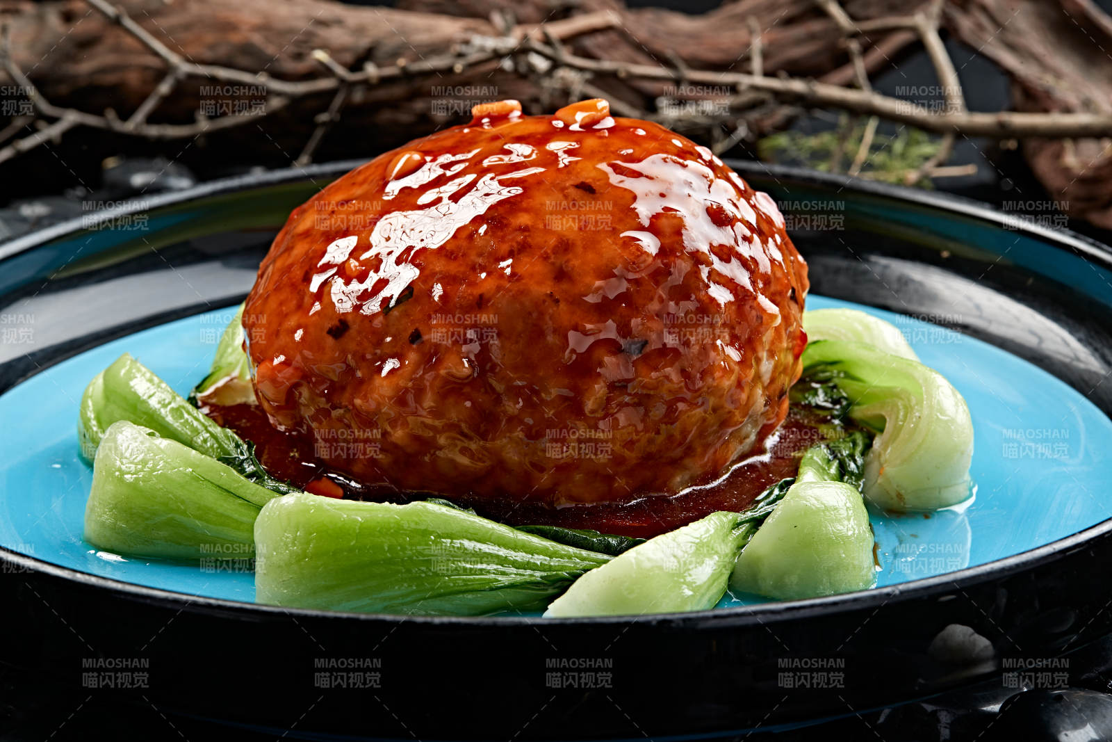 滄州名菜紅燒鐵獅子頭