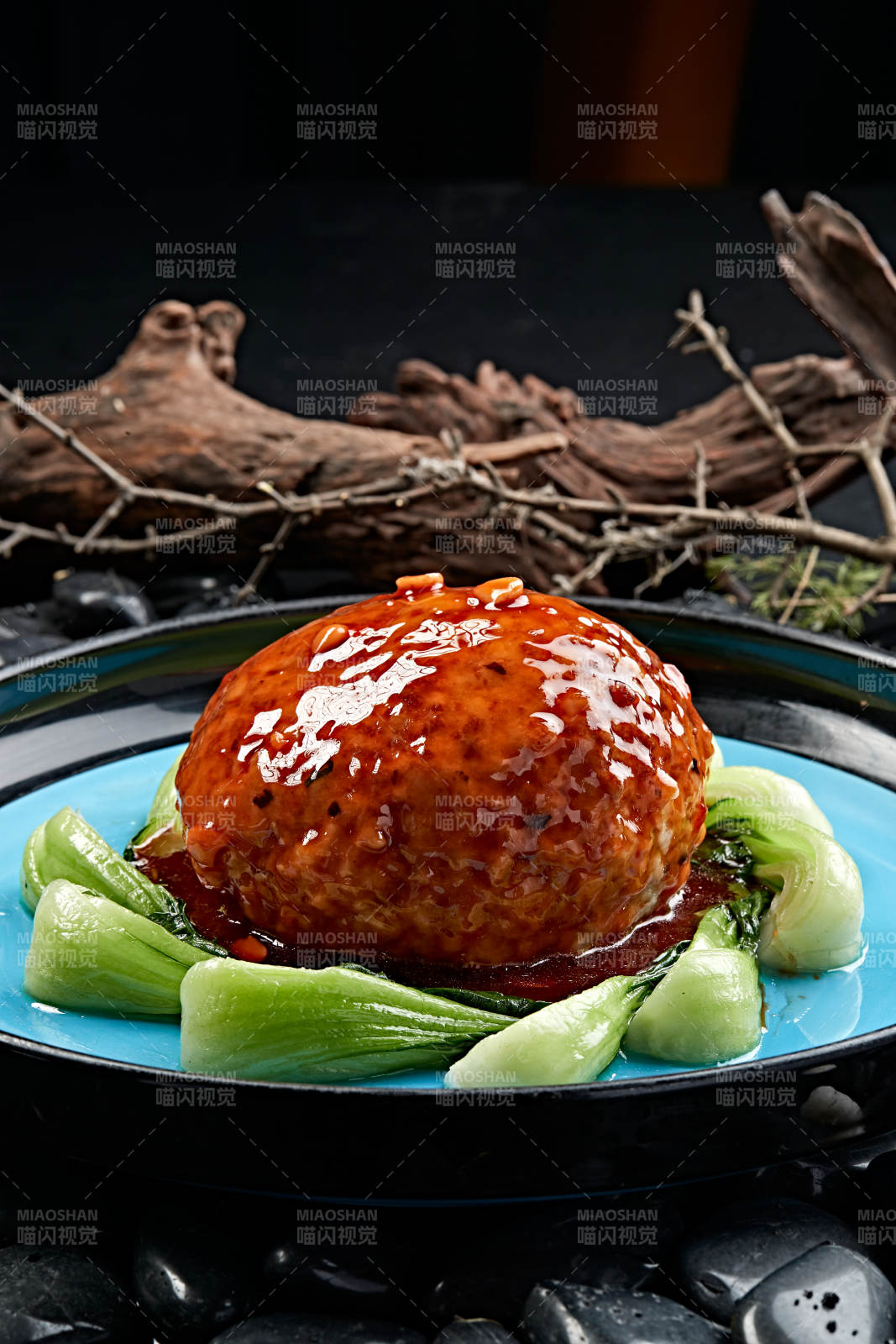 滄州名菜紅燒鐵獅子頭