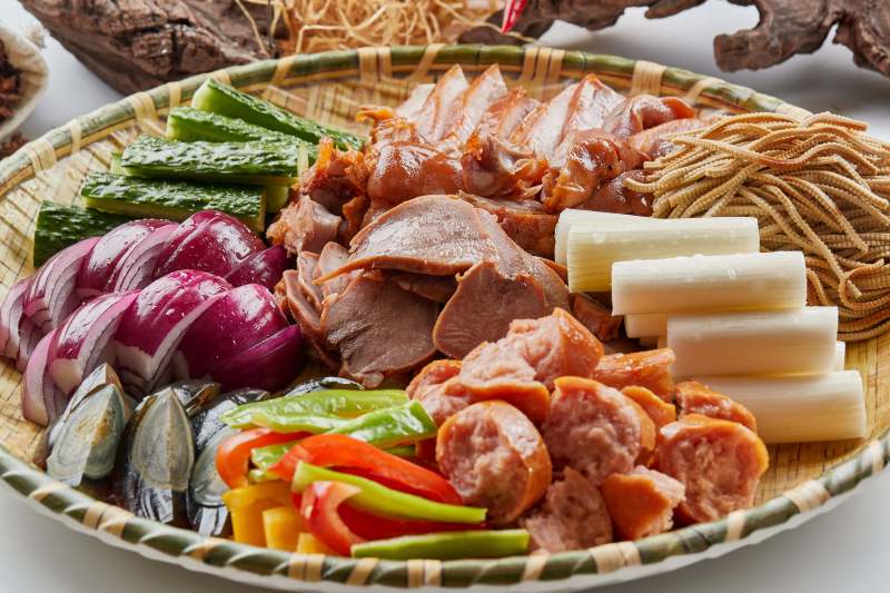 竹制笸箩装的农家大丰收