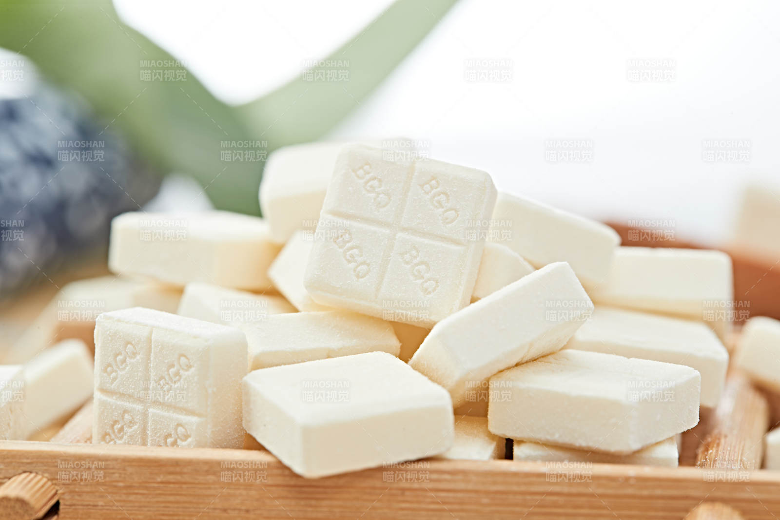 浓香甜美滋味浓郁的蒙族牛奶制品特写