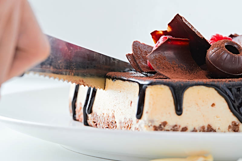 可可撒粉黑巧克力奶酪慕斯蛋糕