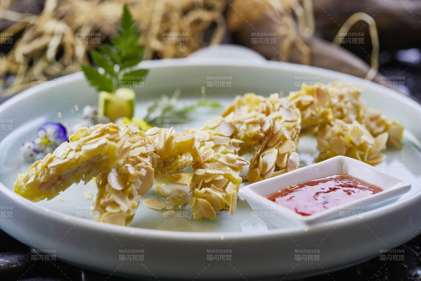 茄泥蝦仁杏仁餅