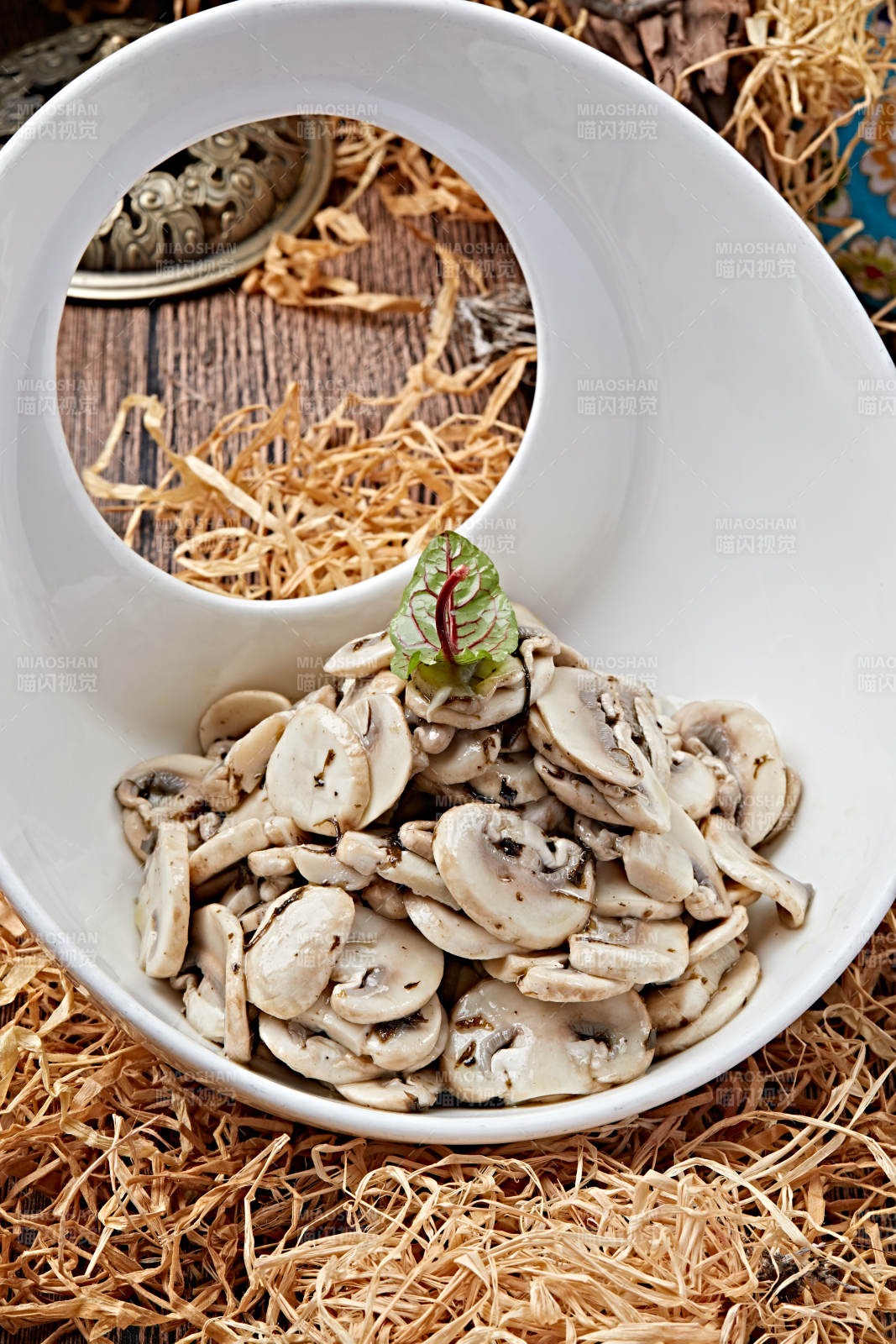 熗拌塞外白口蘑