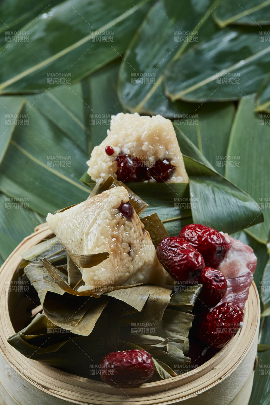 端午節的粽子和原材料