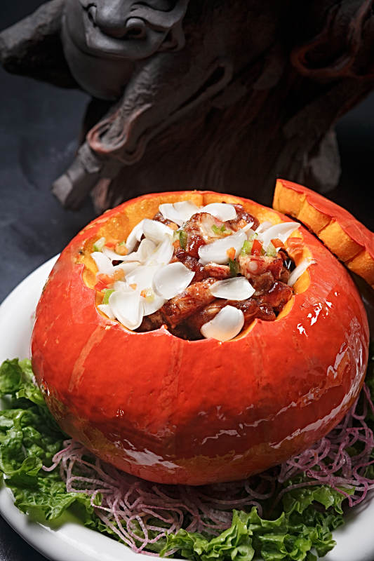 金瓜百合排骨盅