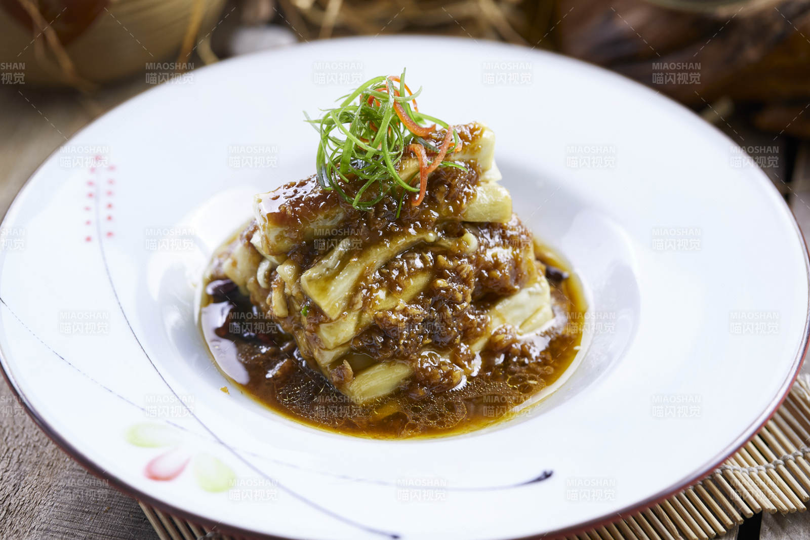 精美涼菜蒜泥茄子