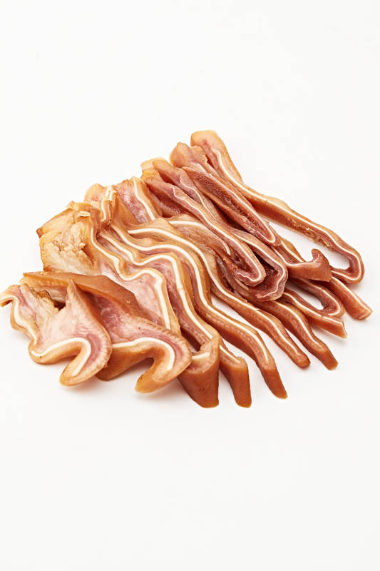 熟食整只熏卤猪耳朵