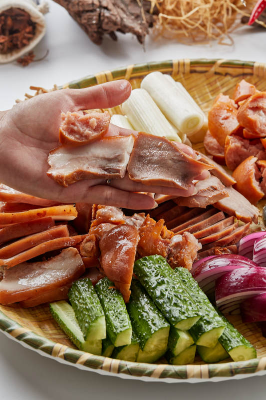 竹制笸箩装的农家大丰收