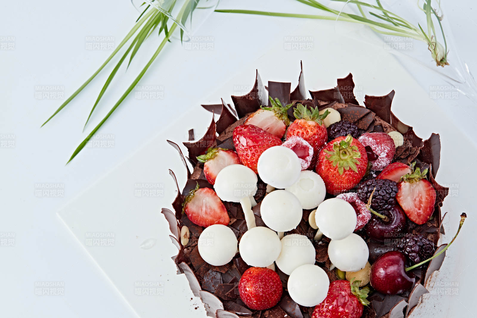 法式鮮果濃香黑森林巧克力生日蛋糕