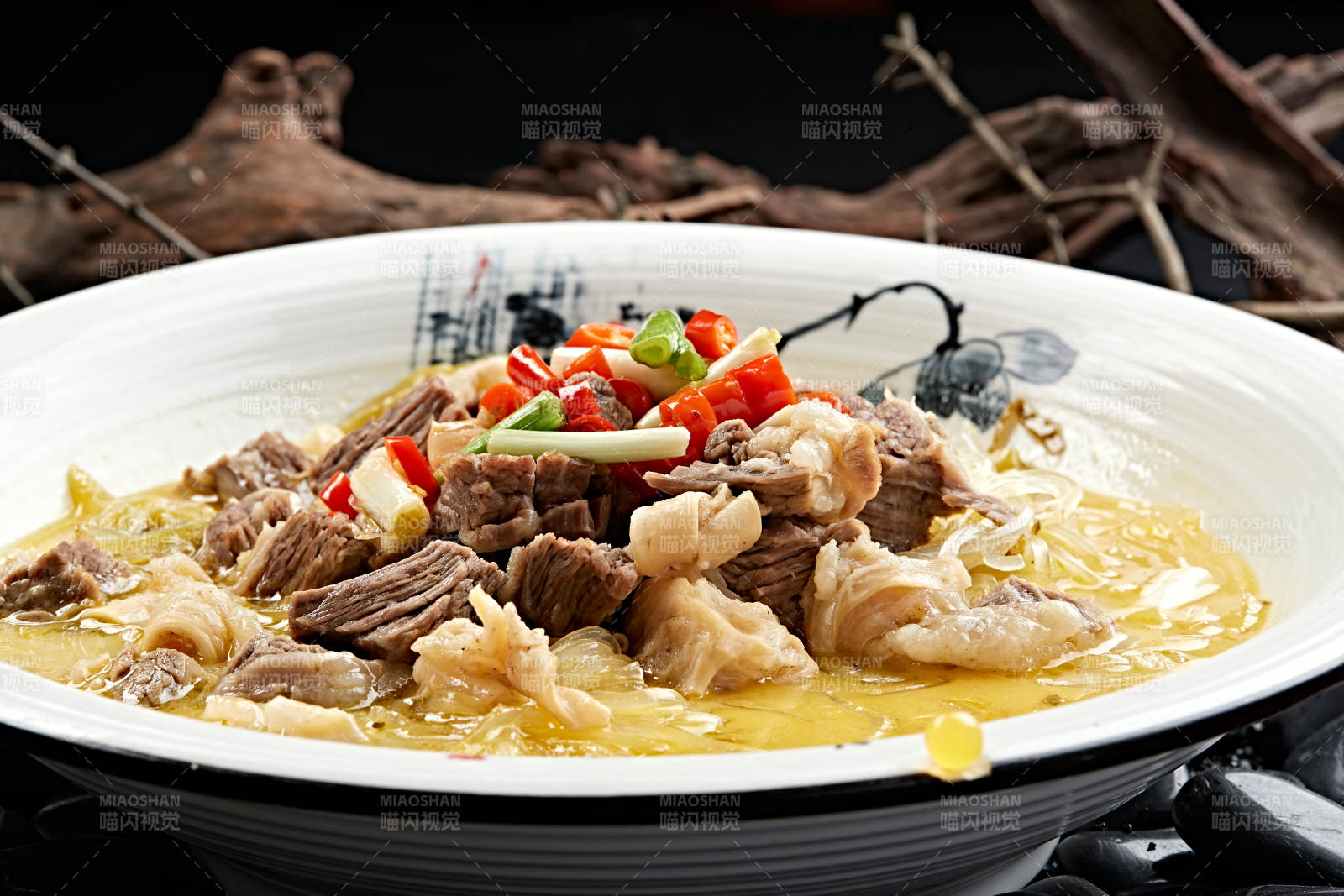 酸菜炖牛肉牛杂