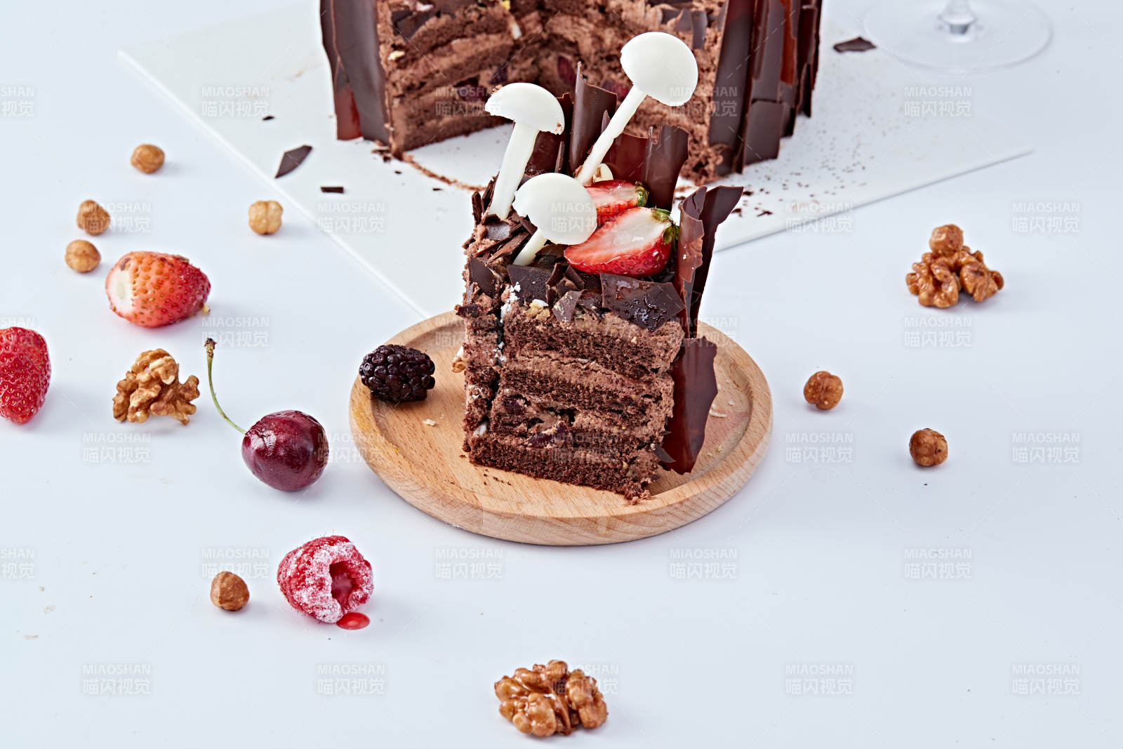 法式鮮果濃香黑森林巧克力生日蛋糕