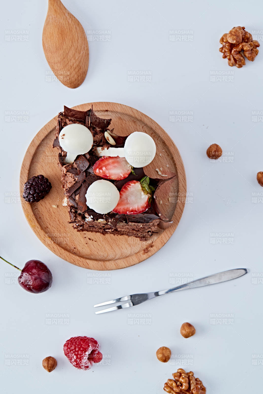 法式鮮果濃香黑森林巧克力生日蛋糕