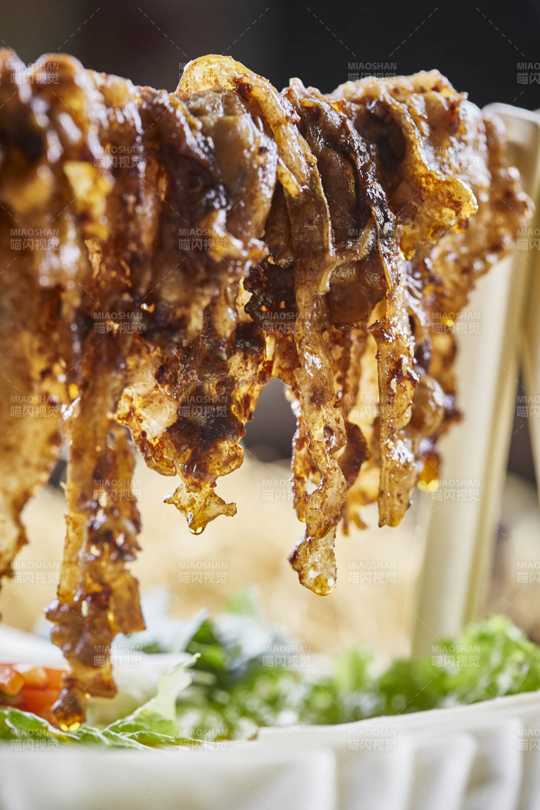 晾干烤肉配薄饼肥牛