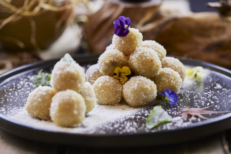 油炸荔枝豆沙糯米丸