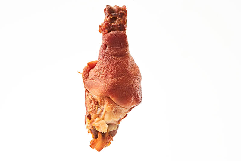 煙熏小香豬肘子