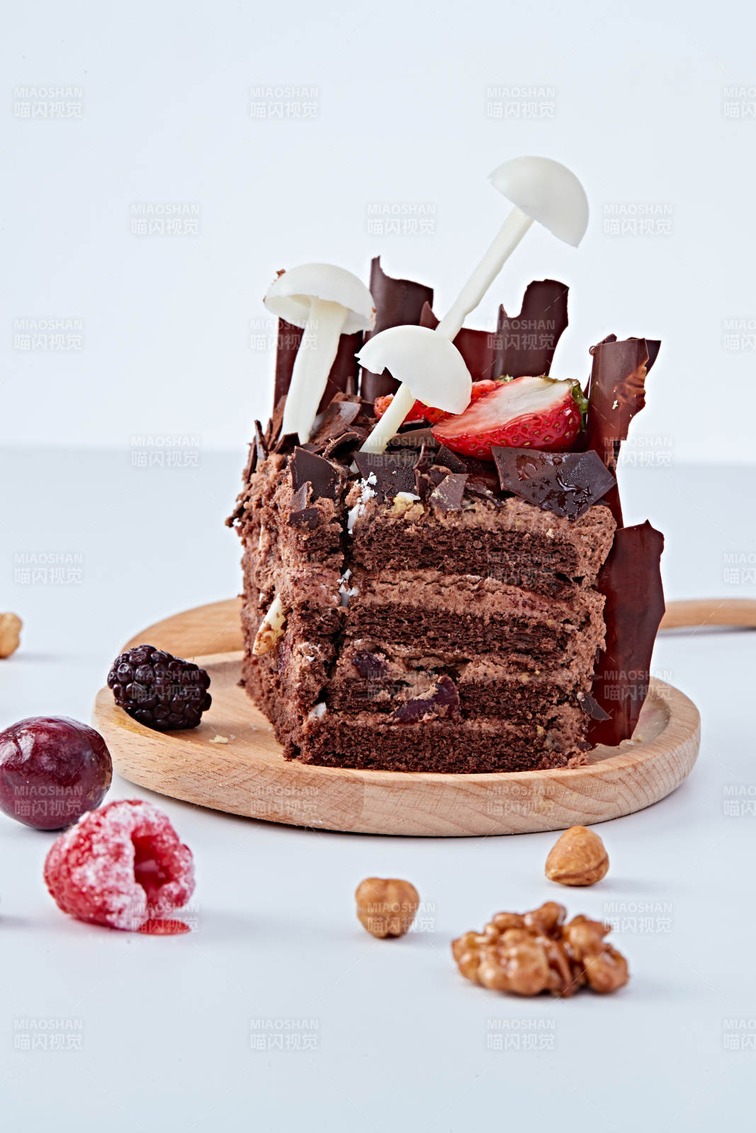 法式鮮果濃香黑森林巧克力生日蛋糕