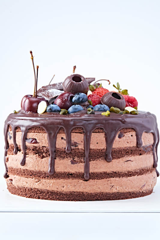 藍莓草莓車厘子巧克力鮮奶慕斯生日蛋糕