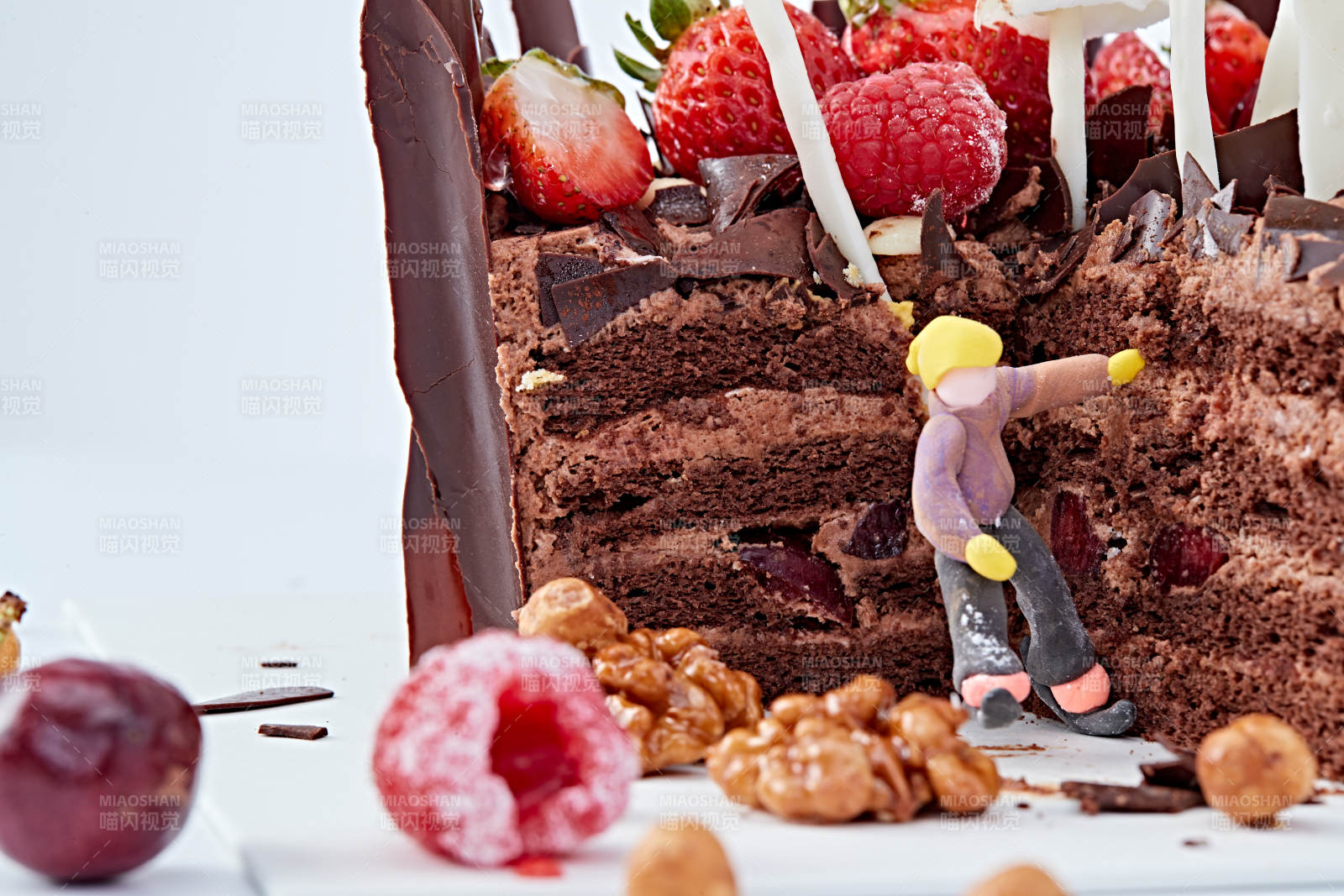 法式鮮果濃香黑森林巧克力生日蛋糕