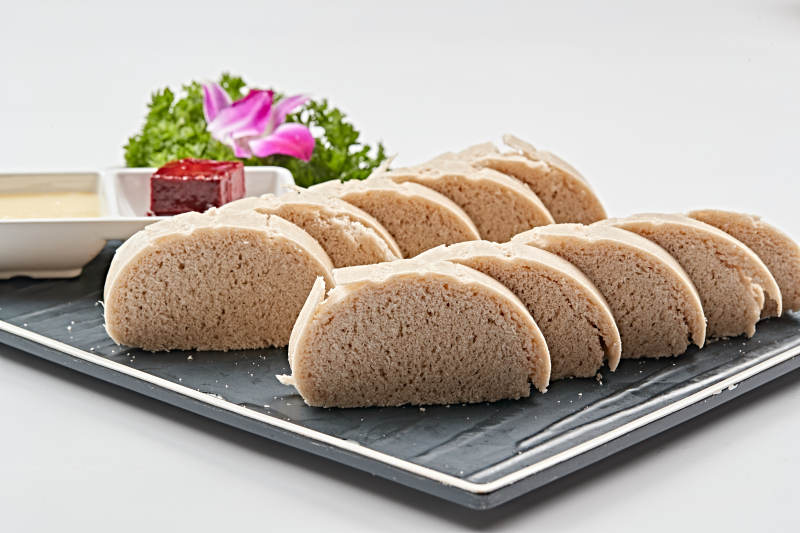 竹制笼屉装的黄金小窝头