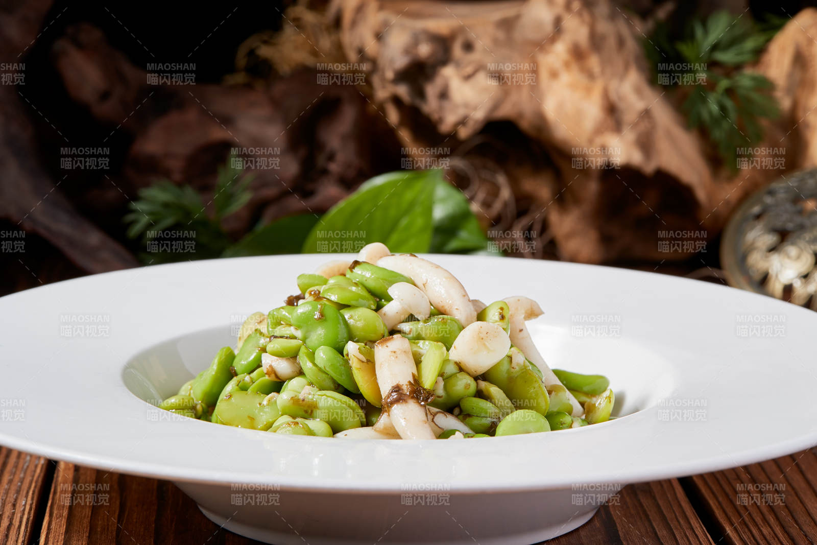 白玉菇小炒青蠶豆