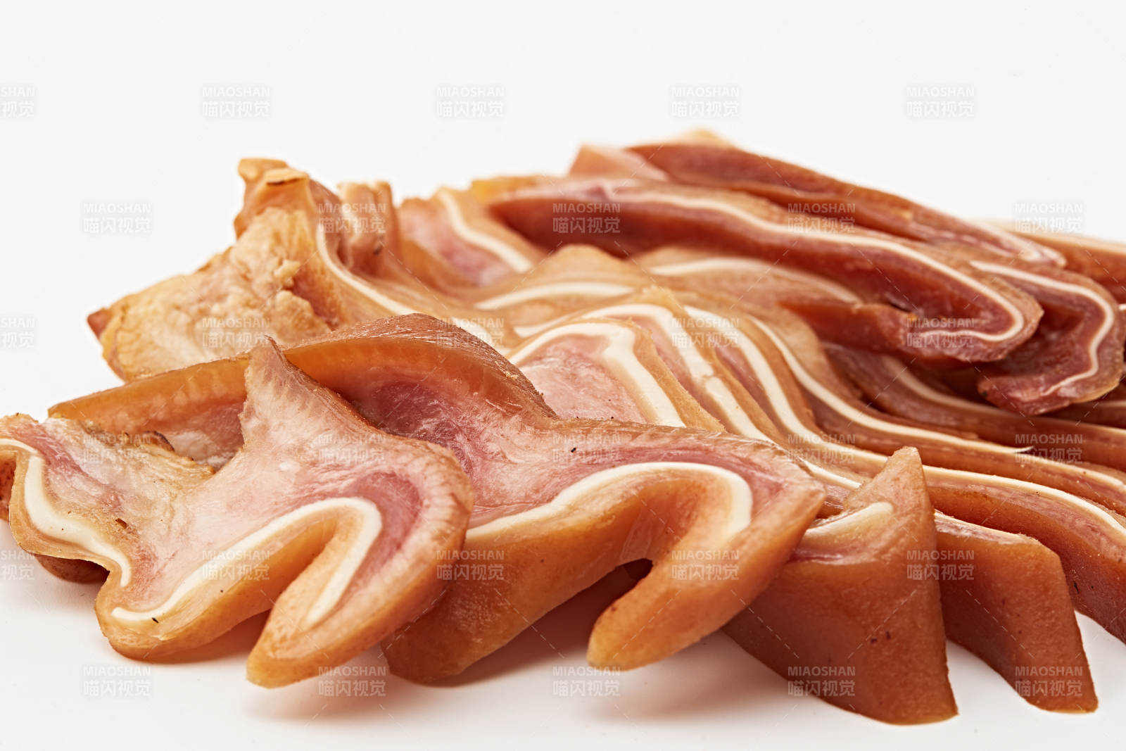 熟食整只熏卤猪耳朵