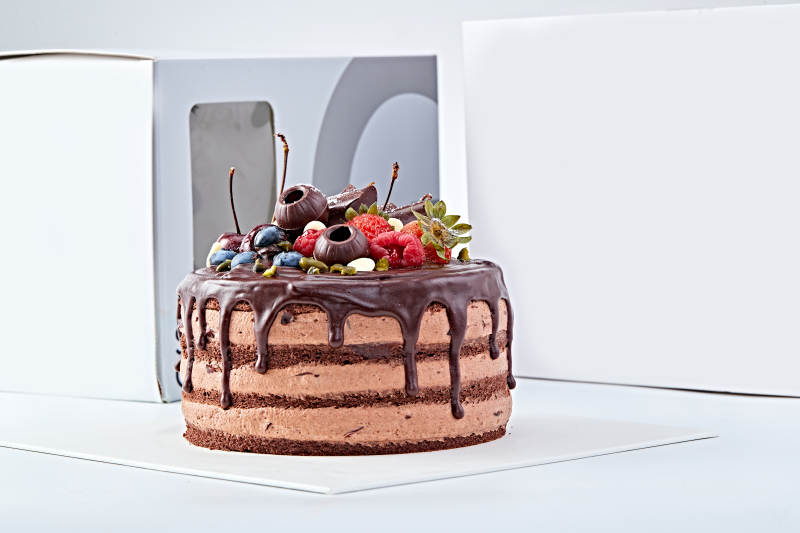 藍莓草莓車厘子巧克力鮮奶慕斯生日蛋糕