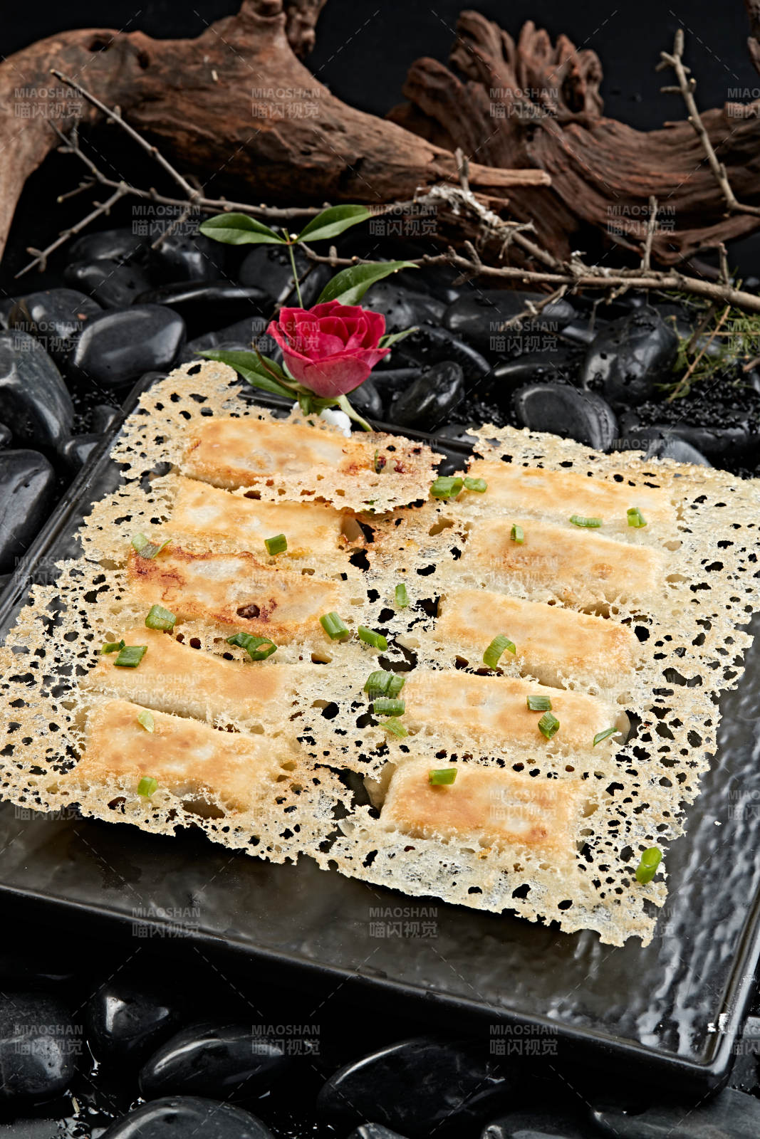 王將漁網水煎餃子