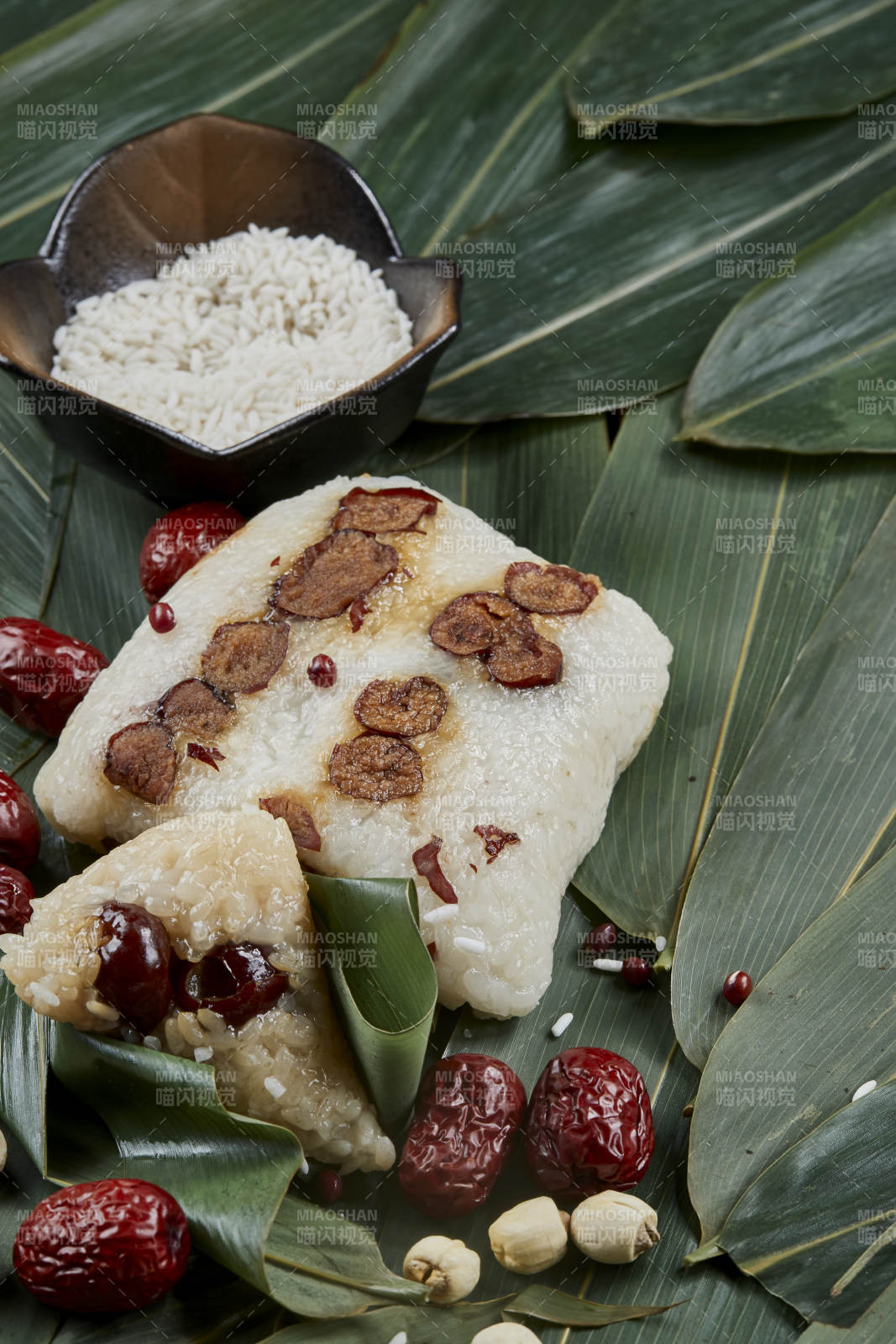 端午節的粽子和原材料