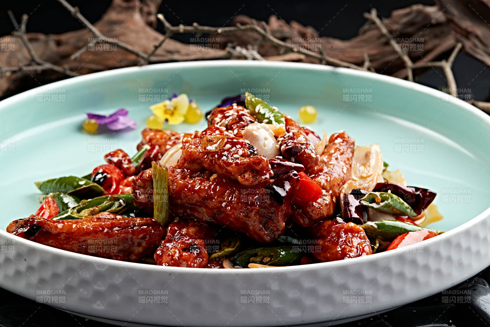 川香油炸麻辣鸡翅中