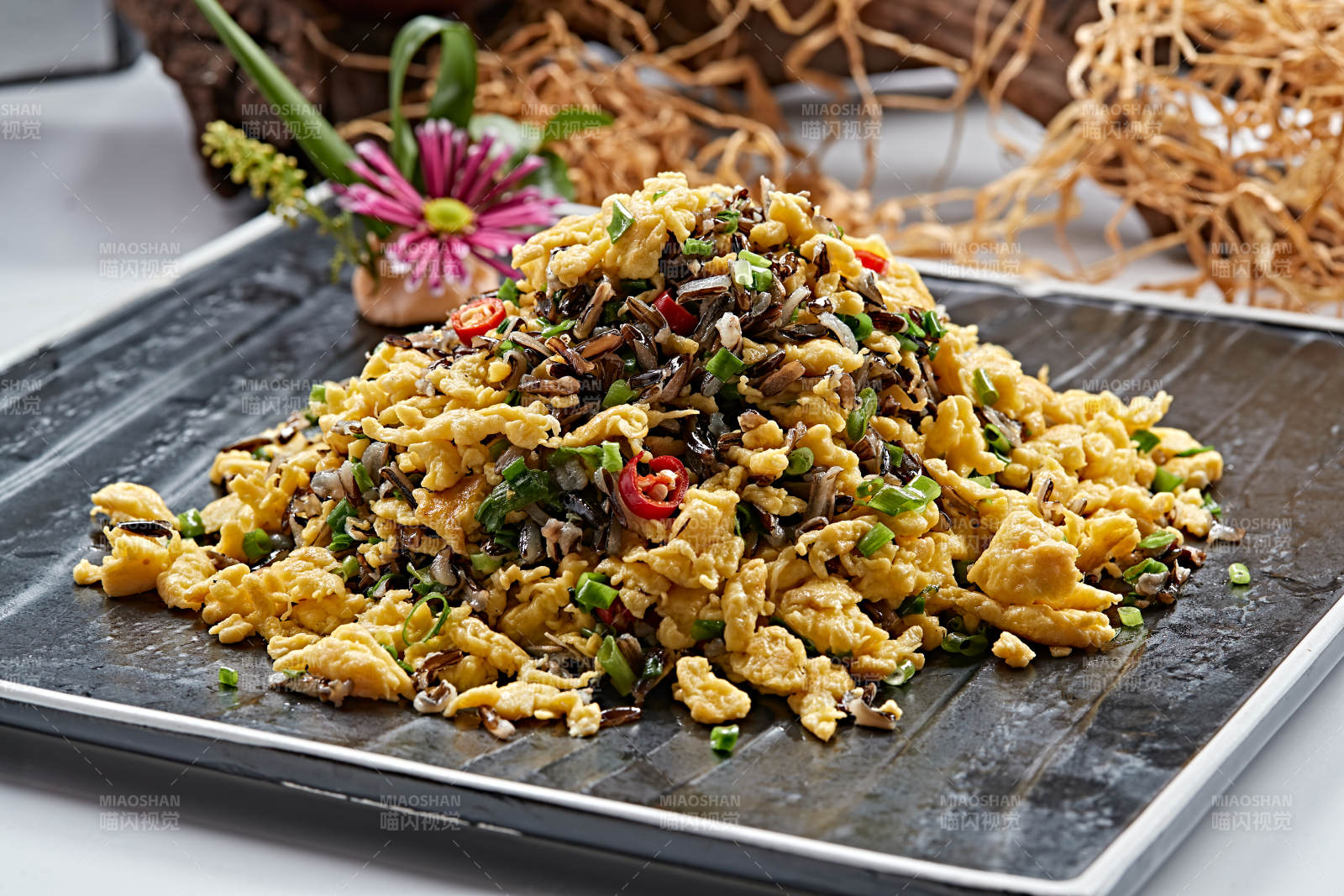 紫米米椒炒雞蛋