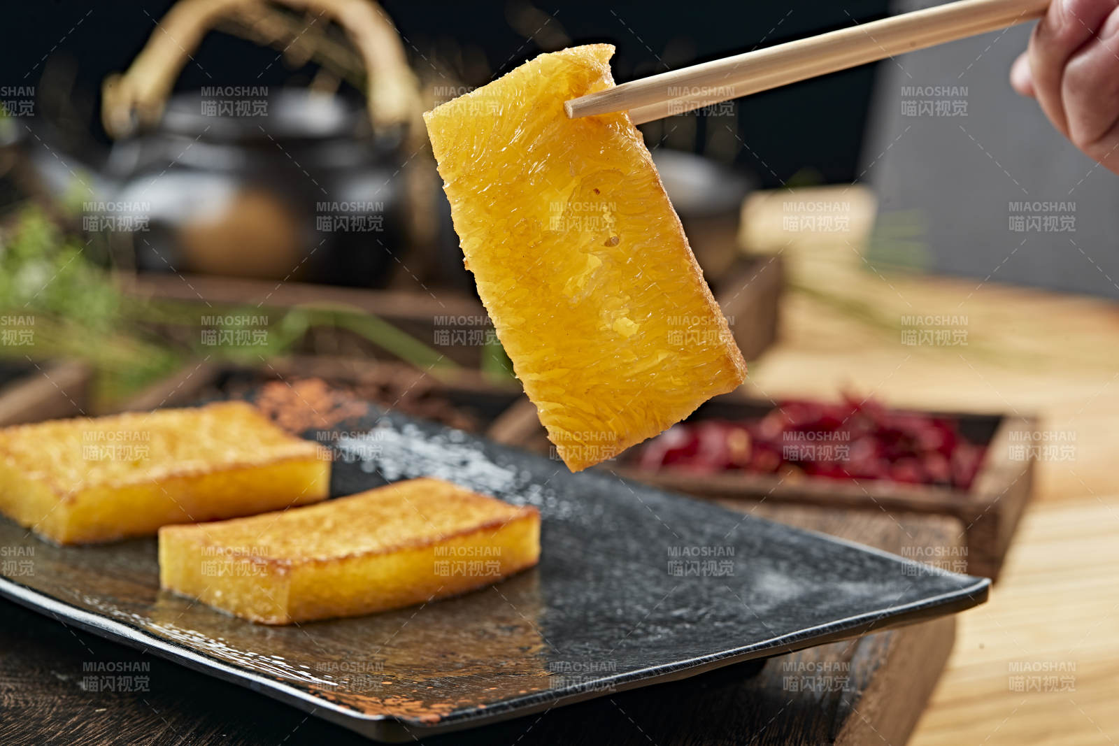 港式茶餐油煎萝卜糕