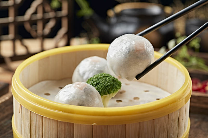 港式茶餐冰皮水晶雪菜猪肉包