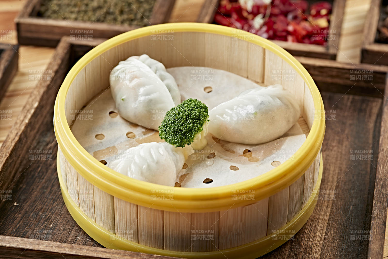 港式茶餐冰皮水晶什錦蒸餃