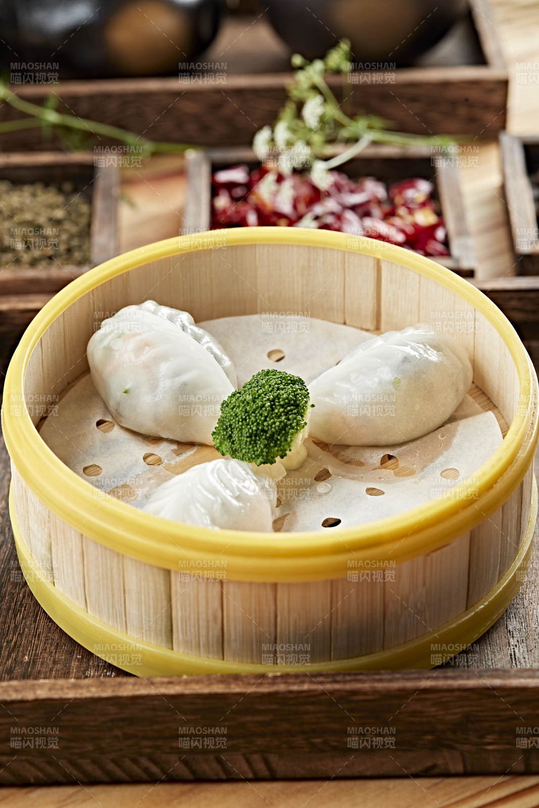 港式茶餐冰皮水晶什錦蒸餃