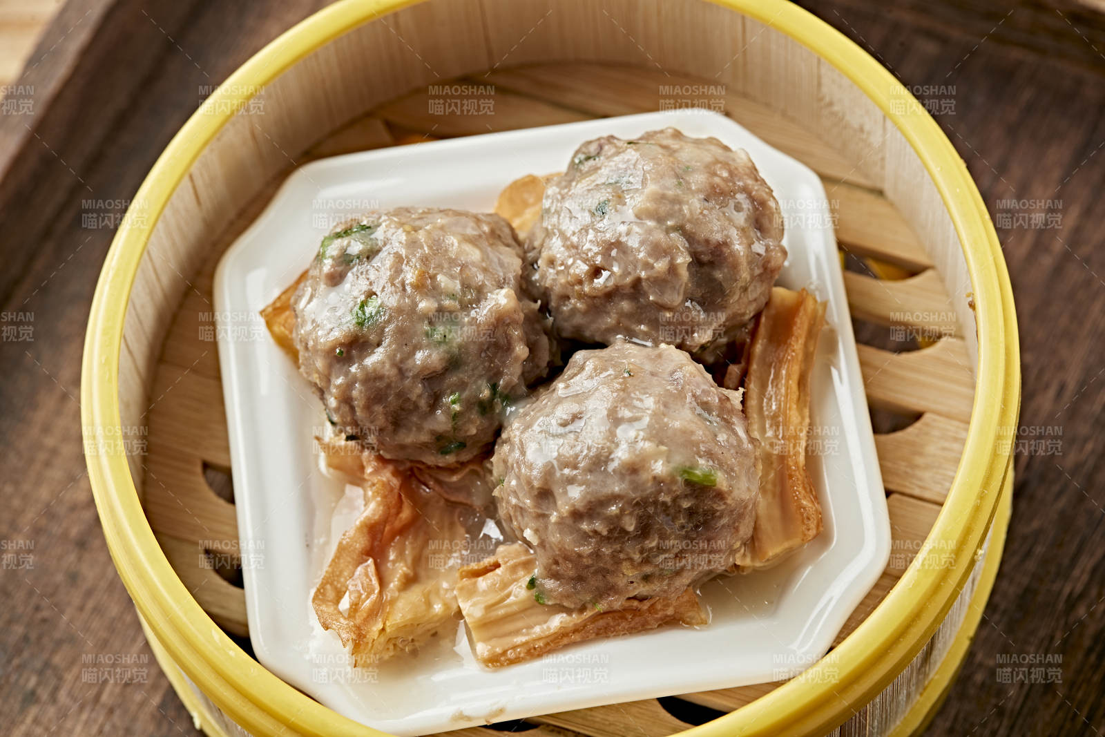 港式茶餐香蒸牛肉丸