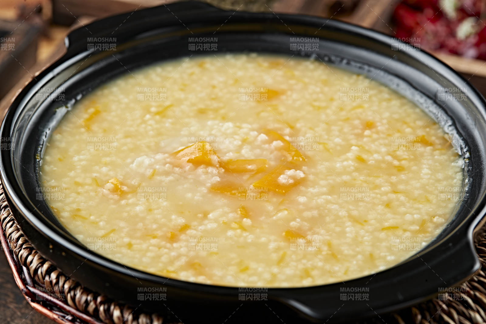 港式茶餐砂鍋南瓜金米粥