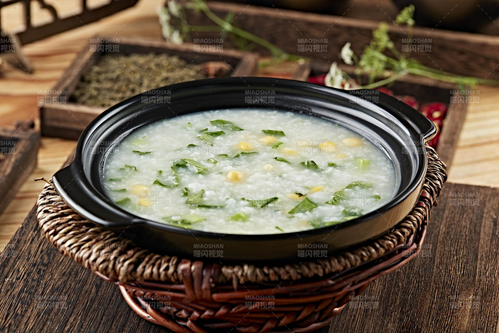 港式茶餐砂鍋玉米小白菜粥