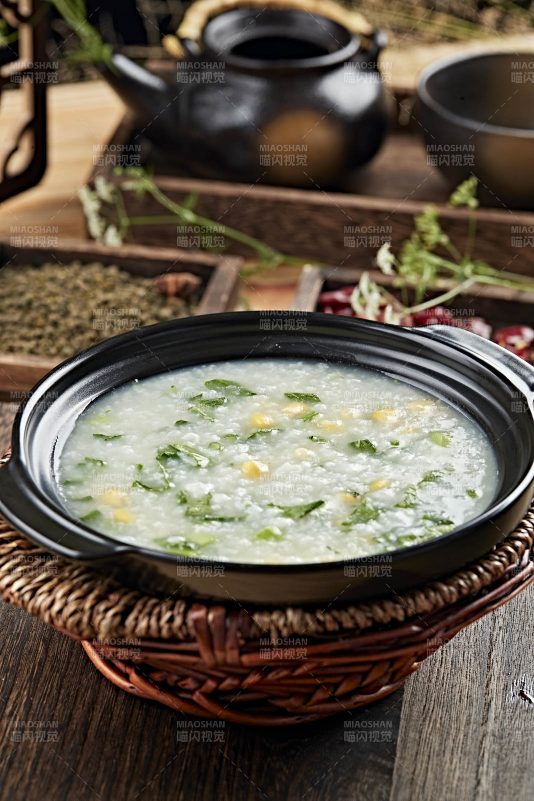 港式茶餐砂鍋玉米小白菜粥