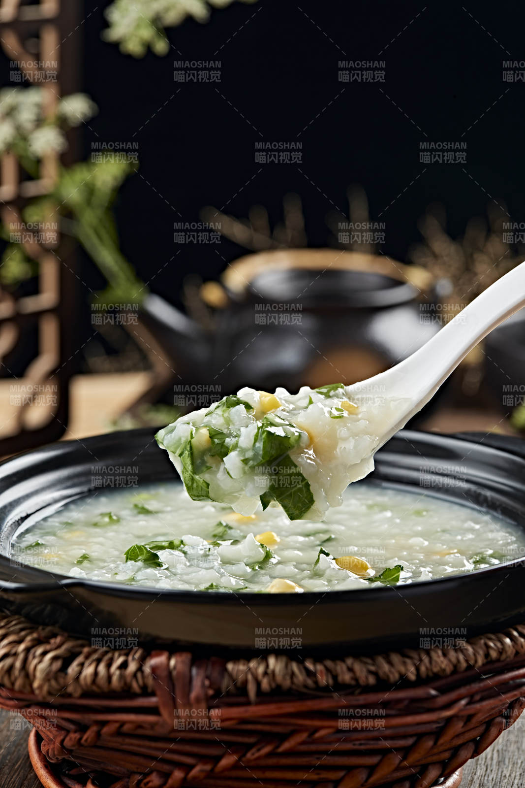 港式茶餐砂鍋玉米小白菜粥