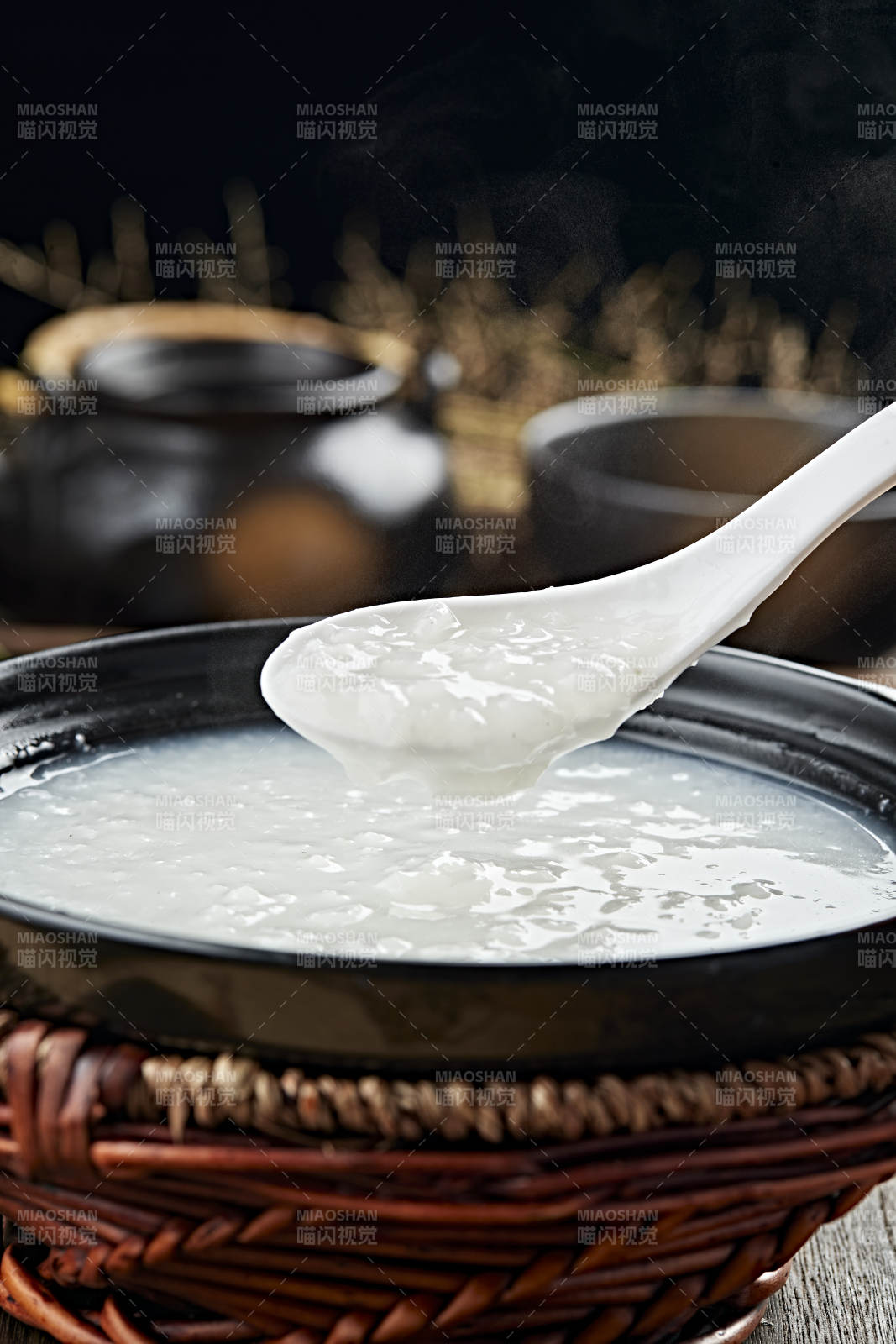 港式茶餐砂鍋白米粥