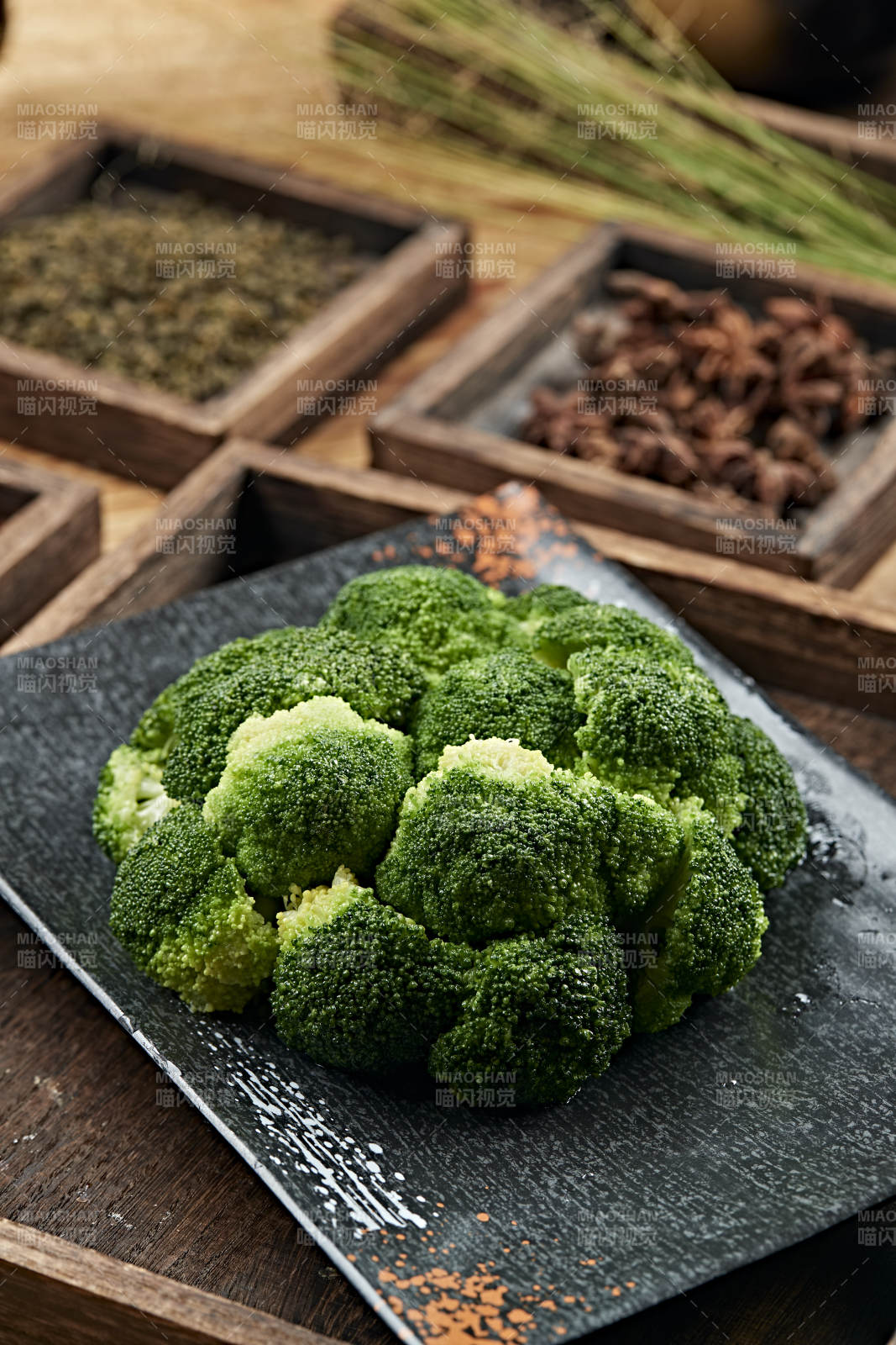 港式茶餐白灼西藍花