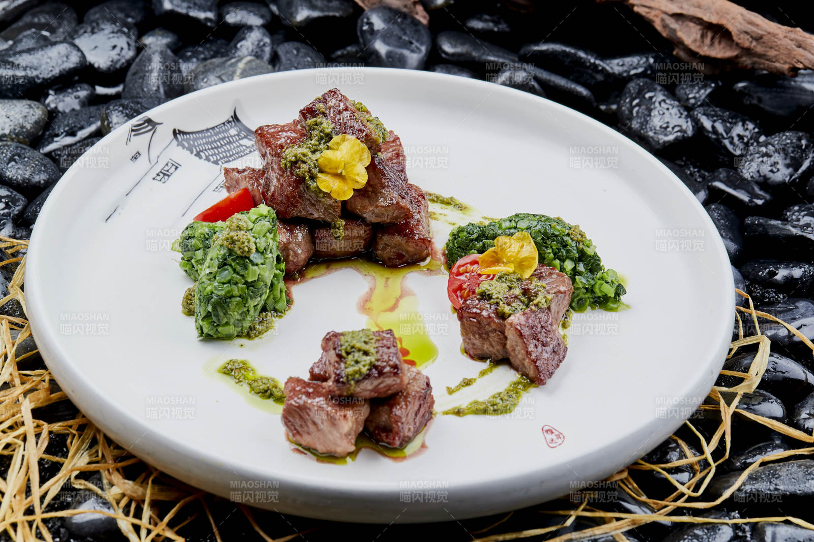 青芥醬菠菜配紅燒安格斯牛肋塊