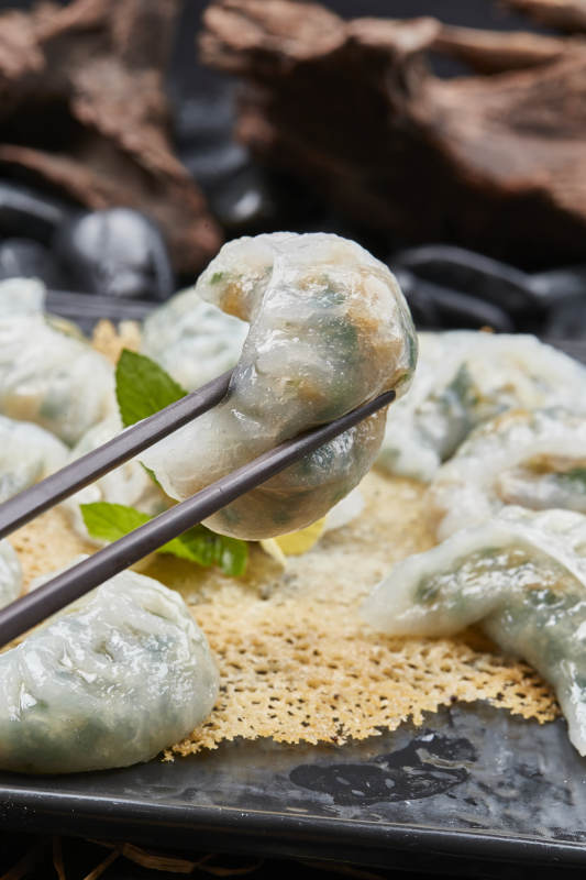 三鲜鸡蛋韭菜虾仁水晶蒸饺