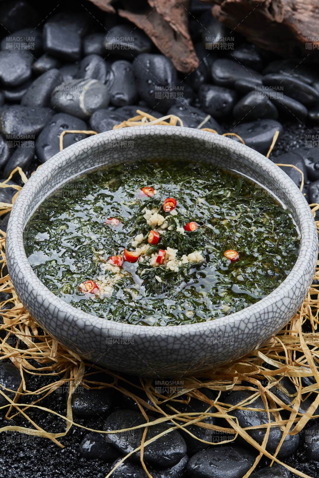 石鍋蒜蓉米椒野菜湯